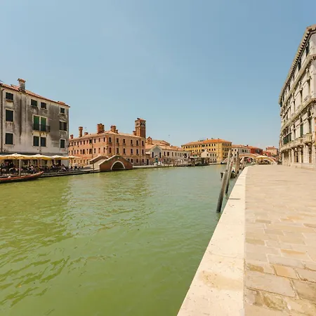 Guest house Ca' Loredana - 10 Min From Train Station Venice