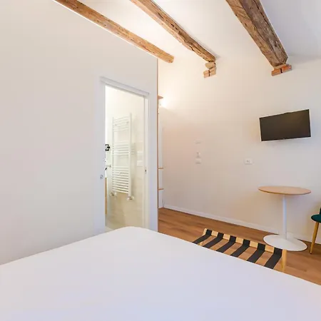 Ca' Loredana - 10 Min From Train Station Guest house